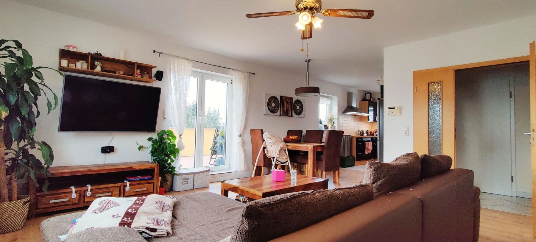 Prenájom bytu 3-izbový 103 m², Tiefenthaler Str. 9b, Hettenleidelheim, Porýnie-Falcko Prenájom bytu 3-izbový 103 m², Tiefenthaler Str. 9b, Hettenleidelheim, Porýnie-Falcko