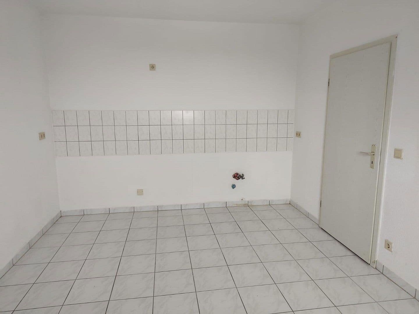 Prenájom bytu 1-izbový 57 m², Käthe-Kollwitz-Straße 1, Nordhausen, Durínsko Prenájom bytu 1-izbový 57 m², Käthe-Kollwitz-Straße 1, Nordhausen, Durínsko