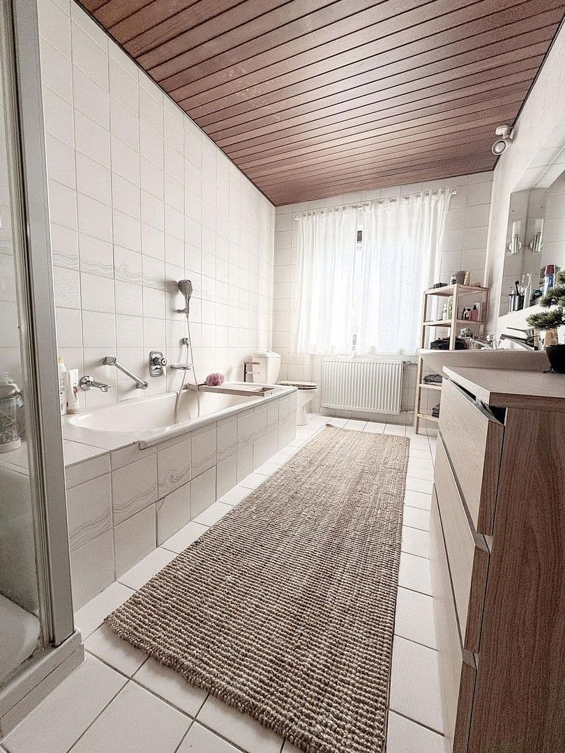 Predaj domu 297 m², pozemek 787 m², Am Mühlhebel 9, Weilerbach, Porýnie-Falcko Predaj domu 297 m², pozemek 787 m², Am Mühlhebel 9, Weilerbach, Porýnie-Falcko