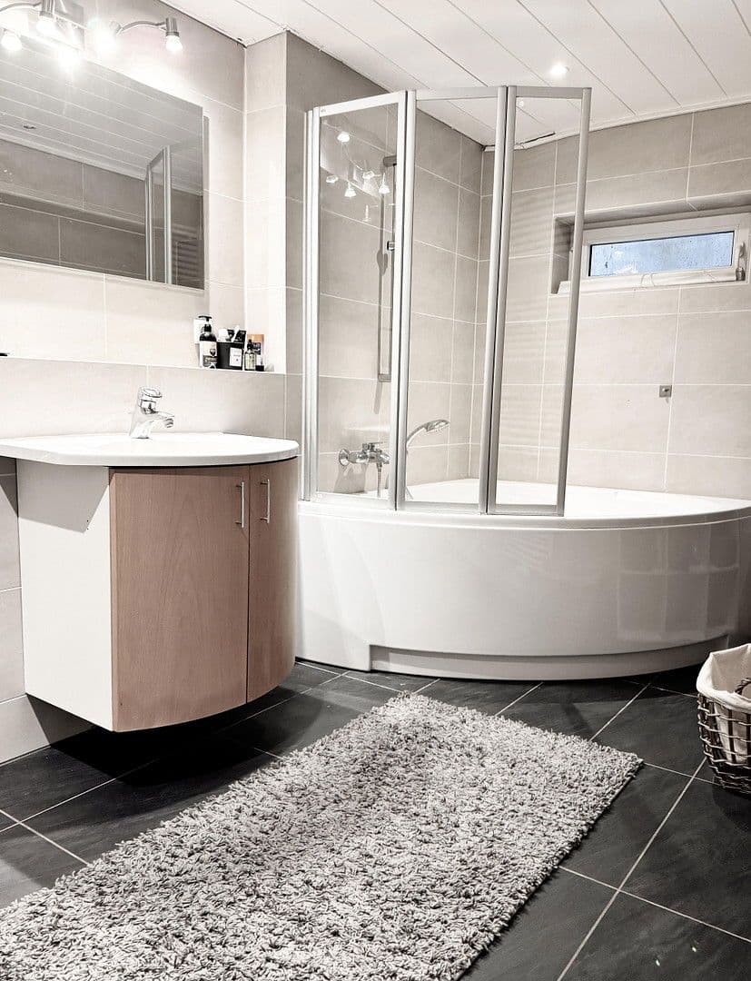 Predaj domu 297 m², pozemek 787 m², Am Mühlhebel 9, Weilerbach, Porýnie-Falcko Predaj domu 297 m², pozemek 787 m², Am Mühlhebel 9, Weilerbach, Porýnie-Falcko