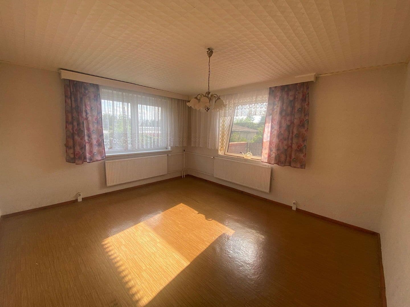 Predaj domu 151 m², pozemek 1.318 m², Hetzdorf 12a, Uckerland, Brandenbursko Predaj domu 151 m², pozemek 1.318 m², Hetzdorf 12a, Uckerland, Brandenbursko