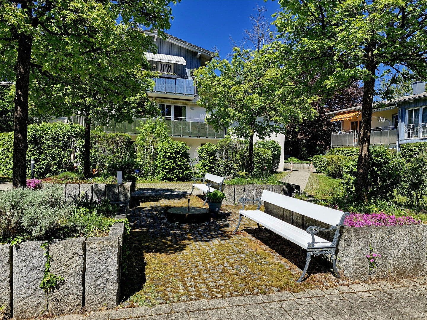 Predaj bytu 3-izbový 91 m², Angerweg 12, Gauting, Bavorsko Predaj bytu 3-izbový 91 m², Angerweg 12, Gauting, Bavorsko