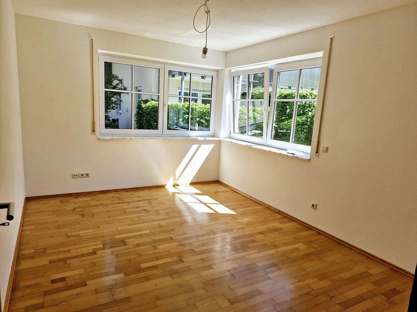 Predaj bytu 3-izbový 91 m², Angerweg 12, Gauting, Bavorsko Predaj bytu 3-izbový 91 m², Angerweg 12, Gauting, Bavorsko