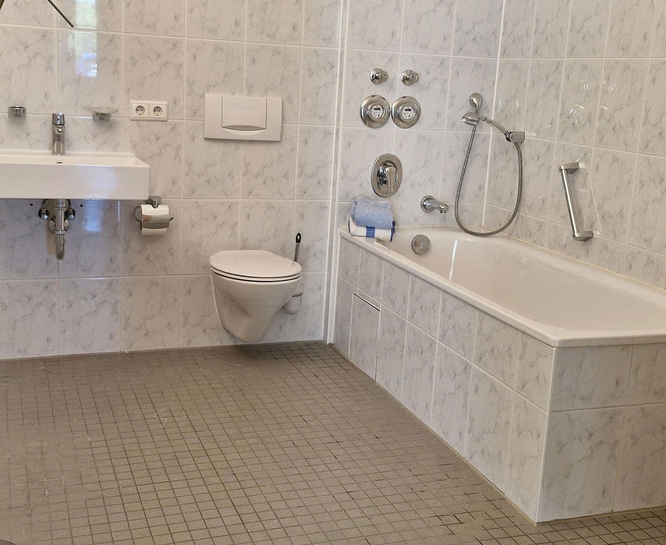 Predaj bytu 3-izbový 91 m², Angerweg 12, Gauting, Bavorsko Predaj bytu 3-izbový 91 m², Angerweg 12, Gauting, Bavorsko