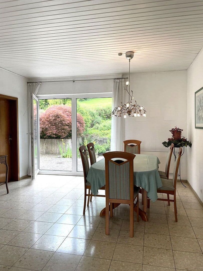 Predaj domu 177 m², pozemek 1.044 m², Diez, Porýnie-Falcko Predaj domu 177 m², pozemek 1.044 m², Diez, Porýnie-Falcko