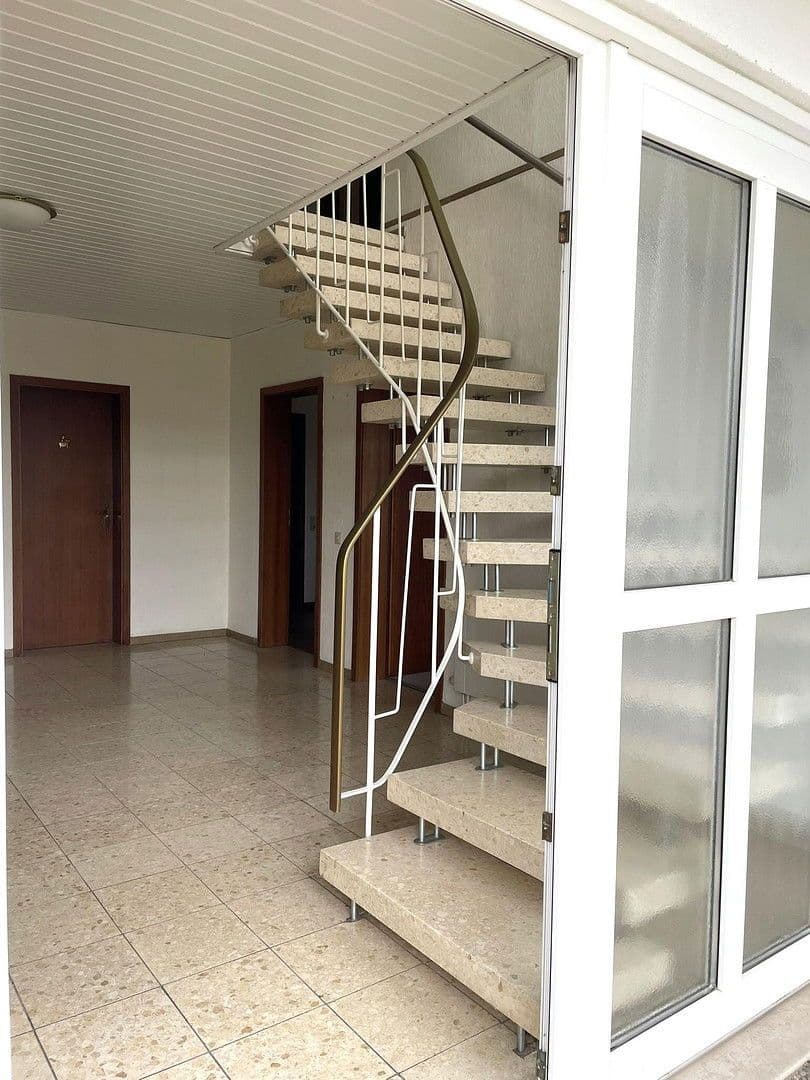 Predaj domu 177 m², pozemek 1.044 m², Diez, Porýnie-Falcko Predaj domu 177 m², pozemek 1.044 m², Diez, Porýnie-Falcko