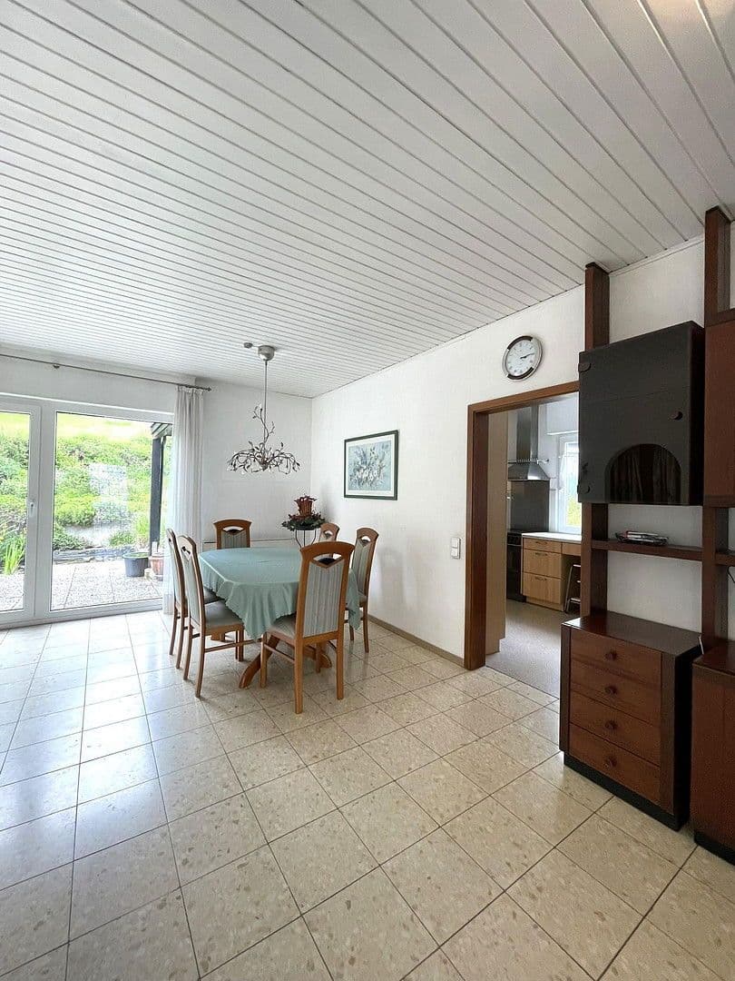 Predaj domu 177 m², pozemek 1.044 m², Diez, Porýnie-Falcko Predaj domu 177 m², pozemek 1.044 m², Diez, Porýnie-Falcko