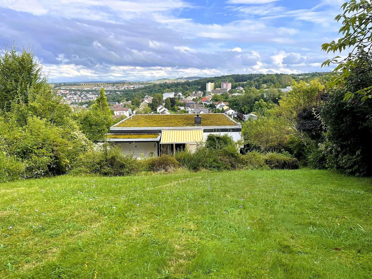 Predaj domu 177 m², pozemek 1.044 m², Diez, Porýnie-Falcko Predaj domu 177 m², pozemek 1.044 m², Diez, Porýnie-Falcko