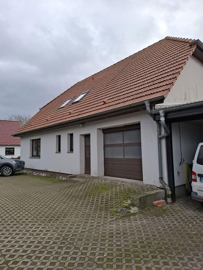 Predaj domu 155 m², pozemek 1.450 m², Bussiner Weg 7b, Velgast, Meklenbursko-Predpomoransko Predaj domu 155 m², pozemek 1.450 m², Bussiner Weg 7b, Velgast, Meklenbursko-Predpomoransko