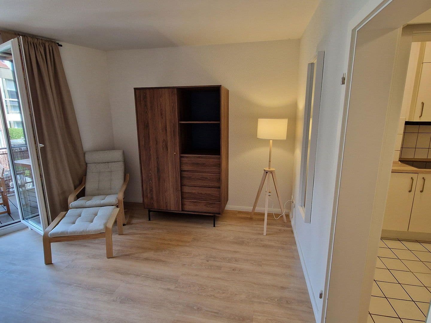 Prenájom bytu 1-izbový 48 m², Lübeck, Šlezvicko-Holštajnsko Prenájom bytu 1-izbový 48 m², Lübeck, Šlezvicko-Holštajnsko