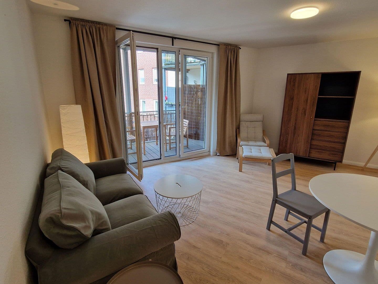 Prenájom bytu 1-izbový 48 m², Lübeck, Šlezvicko-Holštajnsko Prenájom bytu 1-izbový 48 m², Lübeck, Šlezvicko-Holštajnsko