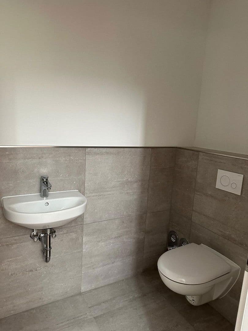 Prenájom domu 130 m², pozemek 600 m², Rießelweg 2a, Stelle, Dolné Sasko Prenájom domu 130 m², pozemek 600 m², Rießelweg 2a, Stelle, Dolné Sasko