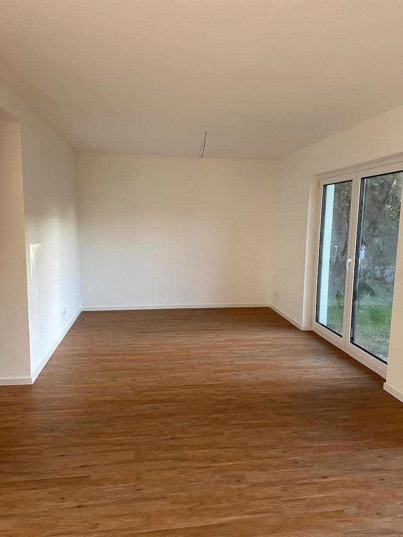 Prenájom domu 130 m², pozemek 600 m², Rießelweg 2a, Stelle, Dolné Sasko Prenájom domu 130 m², pozemek 600 m², Rießelweg 2a, Stelle, Dolné Sasko