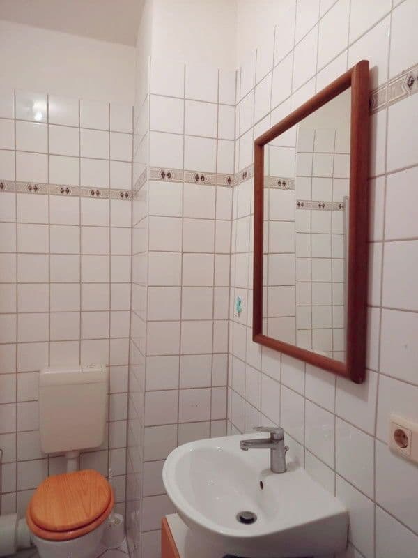 Predaj bytu 4-izbový 90 m², Martin Lutherstr 12, Plavno, Sasko Predaj bytu 4-izbový 90 m², Martin Lutherstr 12, Plavno, Sasko