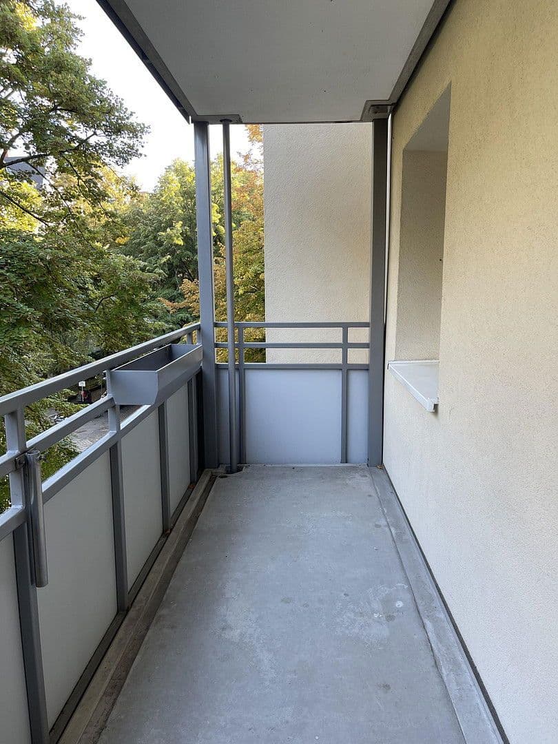 Prenájom bytu 2-izbový 54 m², Rauenthaler Straße 11A, Wiesbaden, Hesensko Prenájom bytu 2-izbový 54 m², Rauenthaler Straße 11A, Wiesbaden, Hesensko