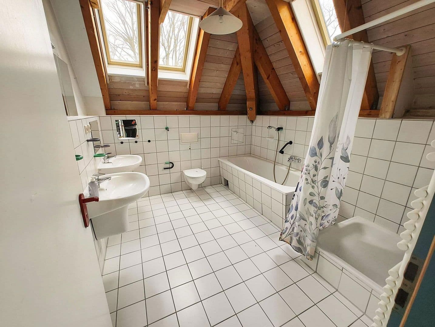 Predaj domu 223 m², pozemek 507 m², Berlin, Berlín Predaj domu 223 m², pozemek 507 m², Berlin, Berlín