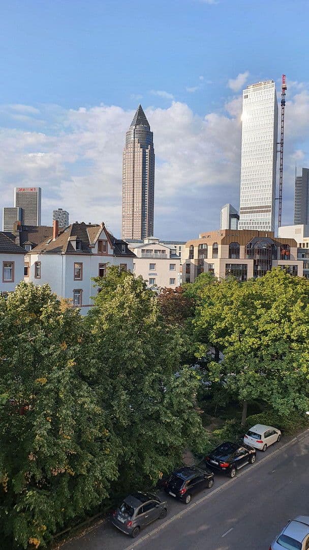 Prenájom bytu 3-izbový 76 m², Frankenallee 00, Frankfurt am Main, Hesensko Prenájom bytu 3-izbový 76 m², Frankenallee 00, Frankfurt am Main, Hesensko