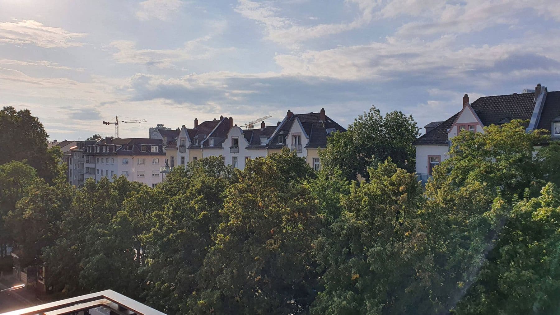 Prenájom bytu 3-izbový 76 m², Frankenallee 00, Frankfurt am Main, Hesensko Prenájom bytu 3-izbový 76 m², Frankenallee 00, Frankfurt am Main, Hesensko