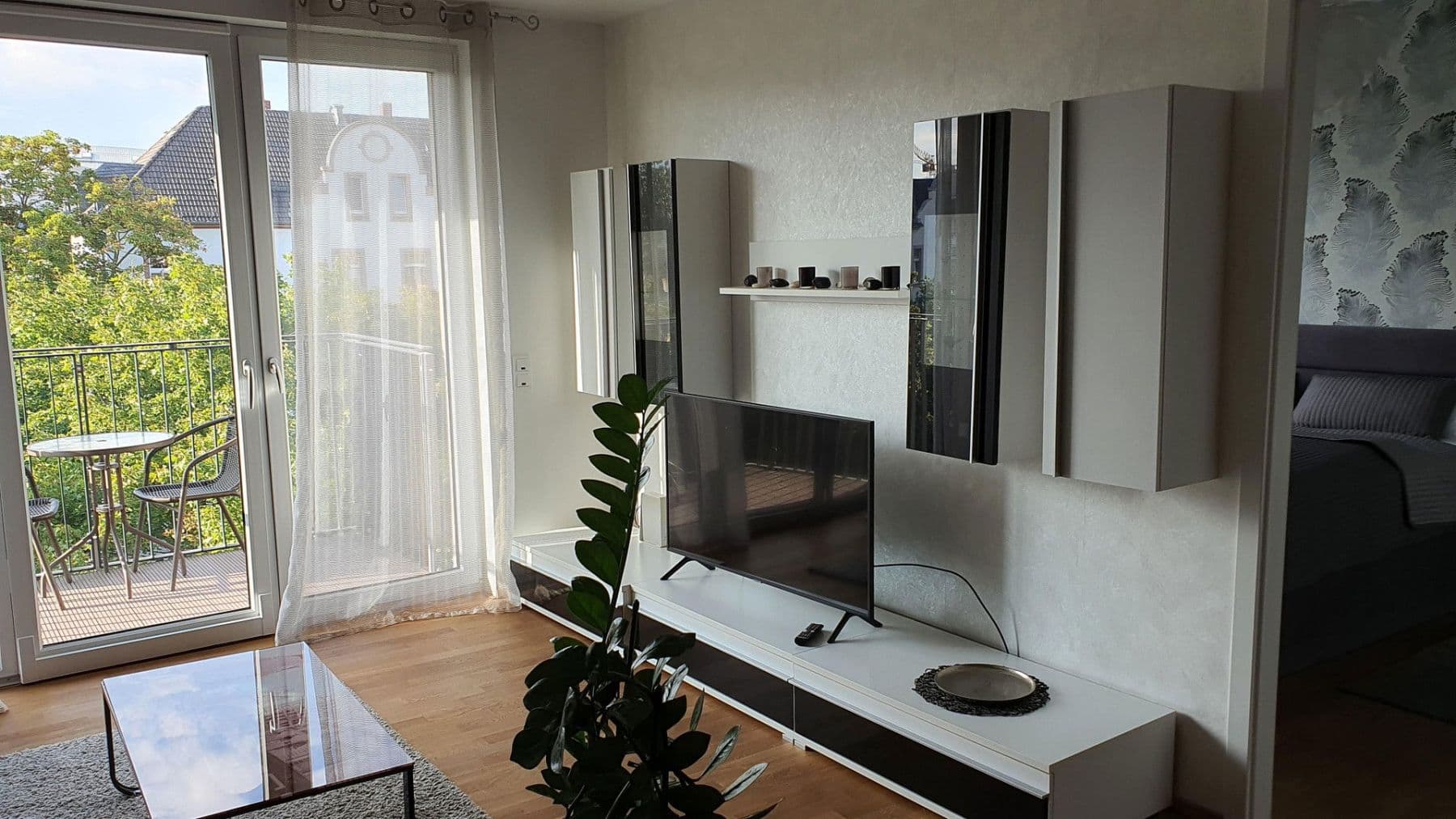 Prenájom bytu 3-izbový 76 m², Frankenallee 00, Frankfurt am Main, Hesensko Prenájom bytu 3-izbový 76 m², Frankenallee 00, Frankfurt am Main, Hesensko