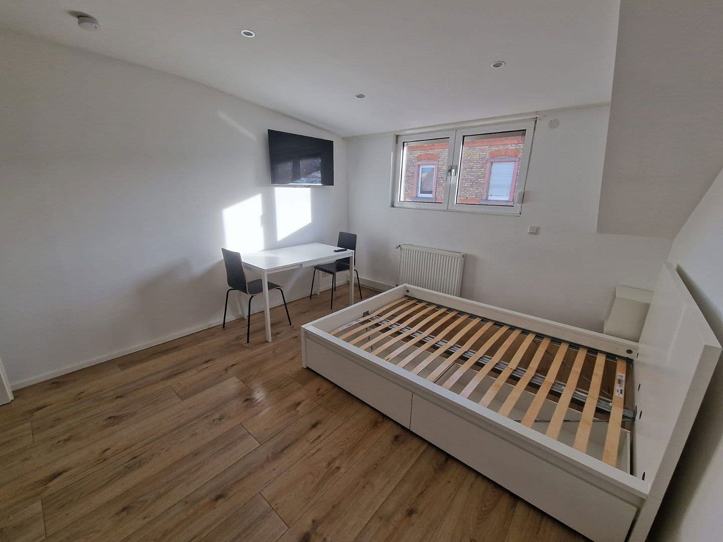 Prenájom bytu 1-izbový 35 m², Pfortenstrasse 18, Frankfurt am Main, Hesensko Prenájom bytu 1-izbový 35 m², Pfortenstrasse 18, Frankfurt am Main, Hesensko