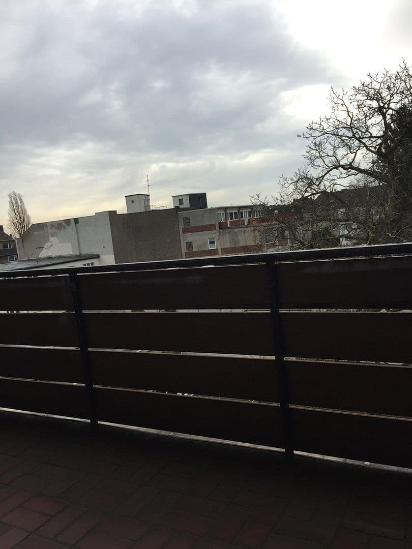 Prenájom bytu 2-izbový 63 m², Rheinstr. 16, Krefeld, Severné Porýnie - Westfálsko Prenájom bytu 2-izbový 63 m², Rheinstr. 16, Krefeld, Severné Porýnie - Westfálsko