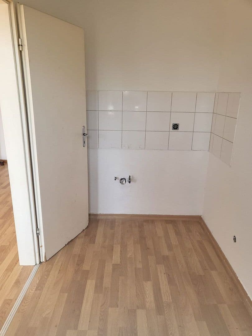 Prenájom bytu 2-izbový 63 m², Rheinstr. 16, Krefeld, Severné Porýnie - Westfálsko Prenájom bytu 2-izbový 63 m², Rheinstr. 16, Krefeld, Severné Porýnie - Westfálsko