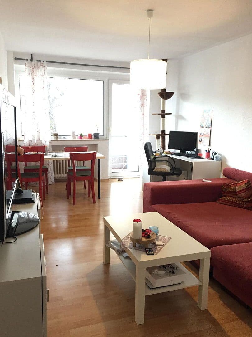 Prenájom bytu 2-izbový 63 m², Rheinstr. 16, Krefeld, Severné Porýnie - Westfálsko Prenájom bytu 2-izbový 63 m², Rheinstr. 16, Krefeld, Severné Porýnie - Westfálsko