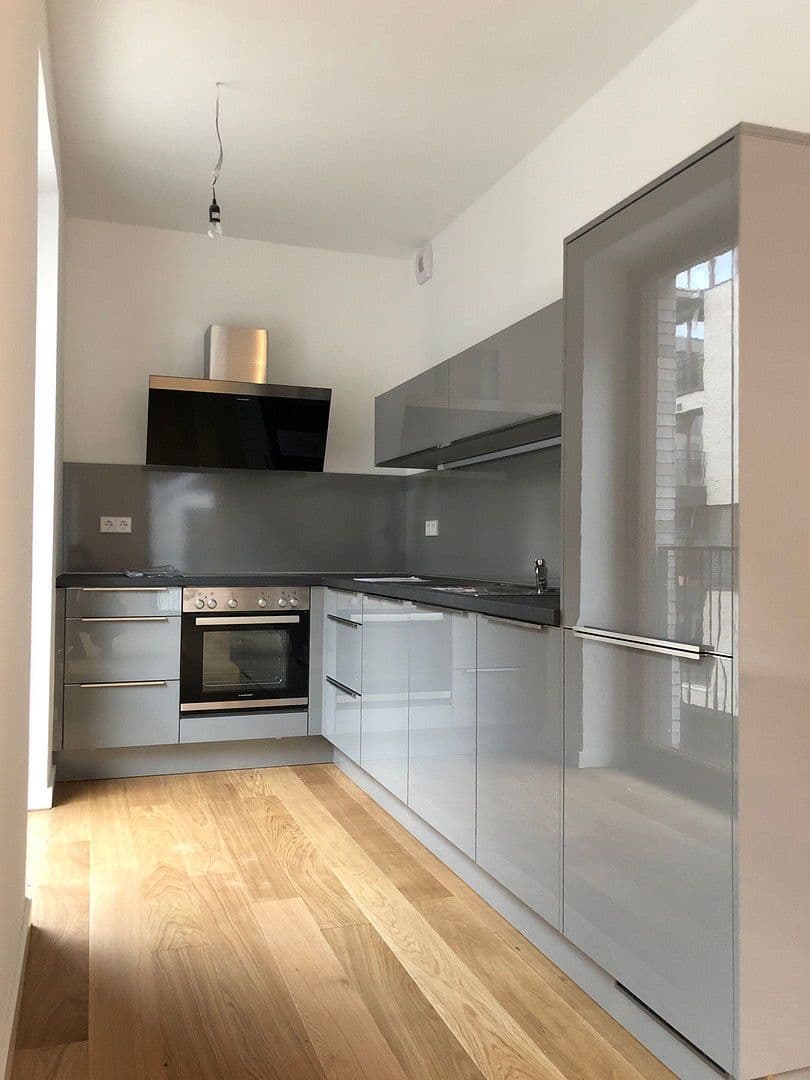 Prenájom bytu 2-izbový 82 m², Gotlandstrasse 10G, Berlin, Berlín Prenájom bytu 2-izbový 82 m², Gotlandstrasse 10G, Berlin, Berlín