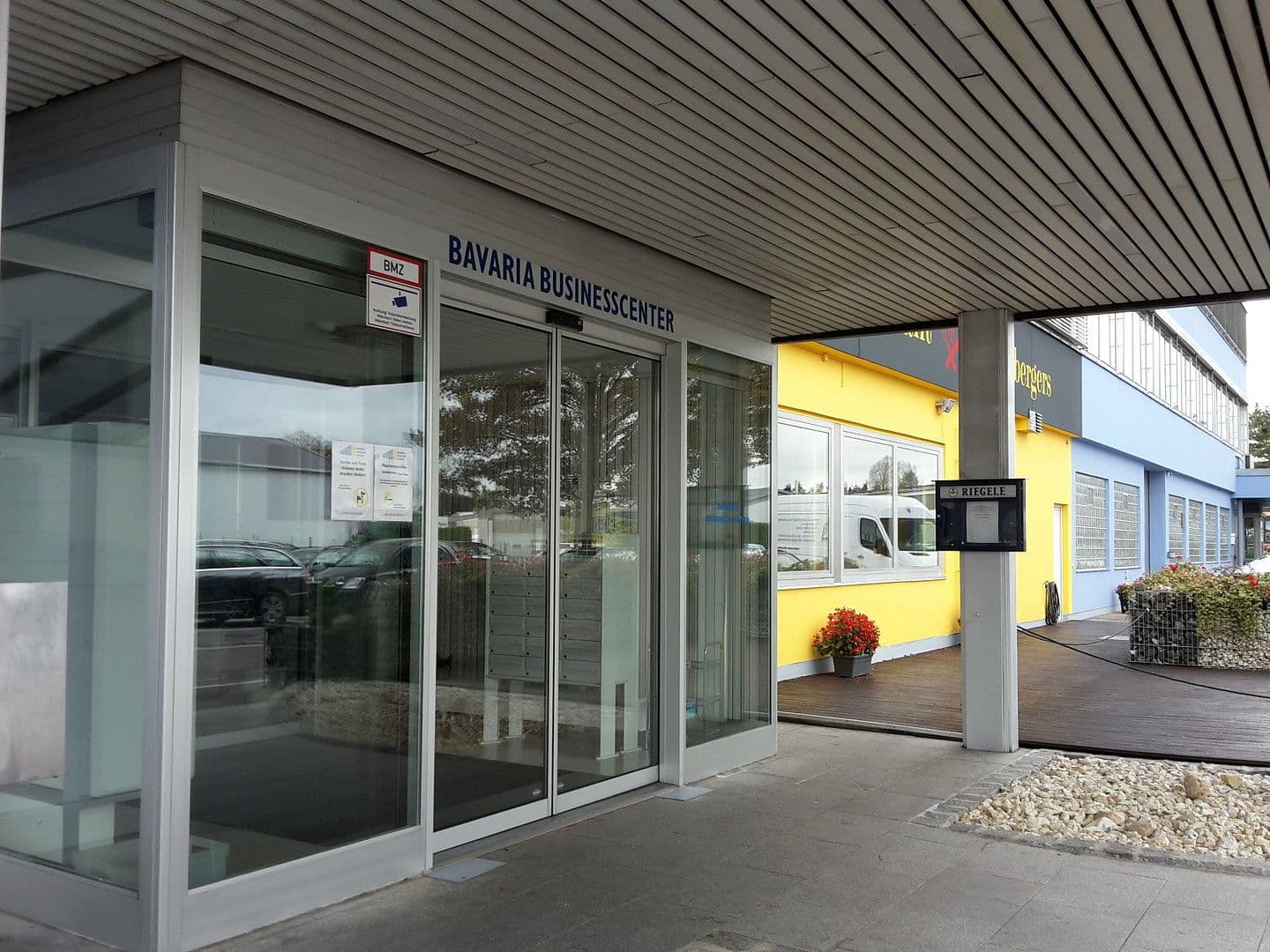 Prenájom kancelárie 1.500 m², Parkstrasse 14, Langweid am Lech, Bavorsko Prenájom kancelárie 1.500 m², Parkstrasse 14, Langweid am Lech, Bavorsko