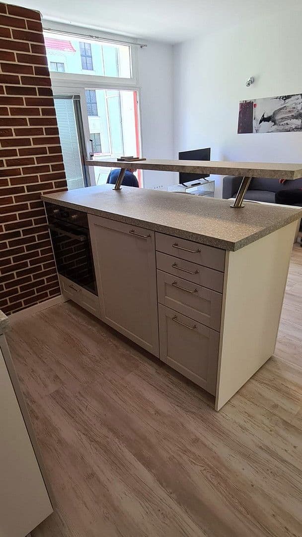 Prenájom bytu 1-izbový 35 m², Fredericiastrass 3, Berlin, Berlín Prenájom bytu 1-izbový 35 m², Fredericiastrass 3, Berlin, Berlín