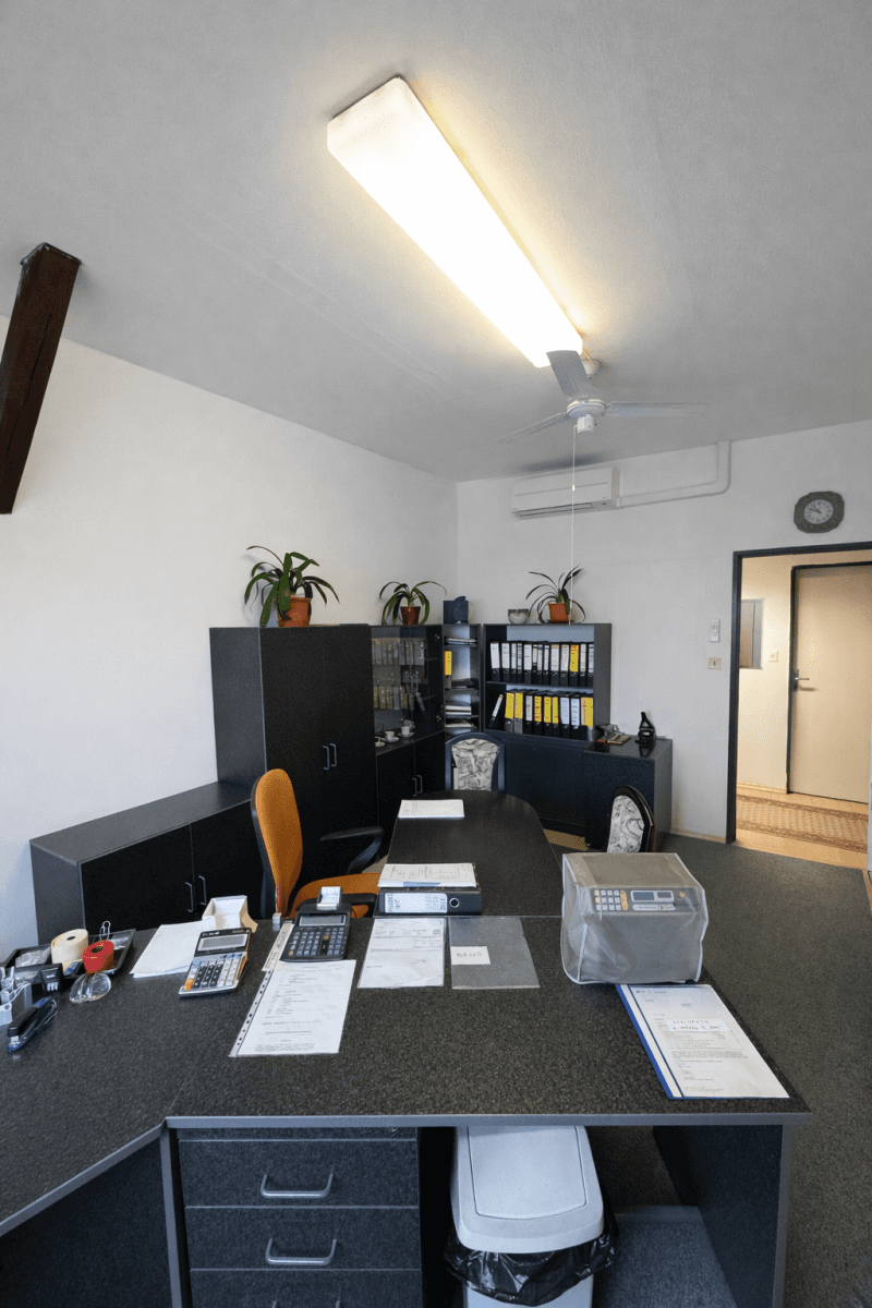 Prenájom nebytového priestoru 133 m², Dubečská, Praha, Praha Prenájom nebytového priestoru 133 m², Dubečská, Praha, Praha