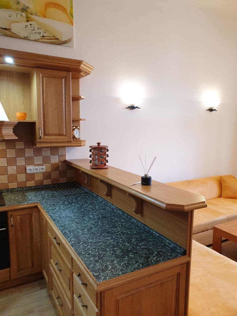 Prenájom bytu 2-izbový 53 m², Arbesovo náměstí, Praha, Praha Prenájom bytu 2-izbový 53 m², Arbesovo náměstí, Praha, Praha