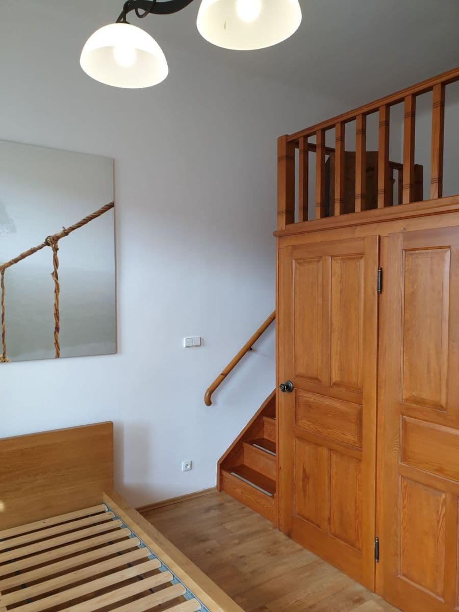 Prenájom bytu 2-izbový 53 m², Arbesovo náměstí, Praha, Praha Prenájom bytu 2-izbový 53 m², Arbesovo náměstí, Praha, Praha