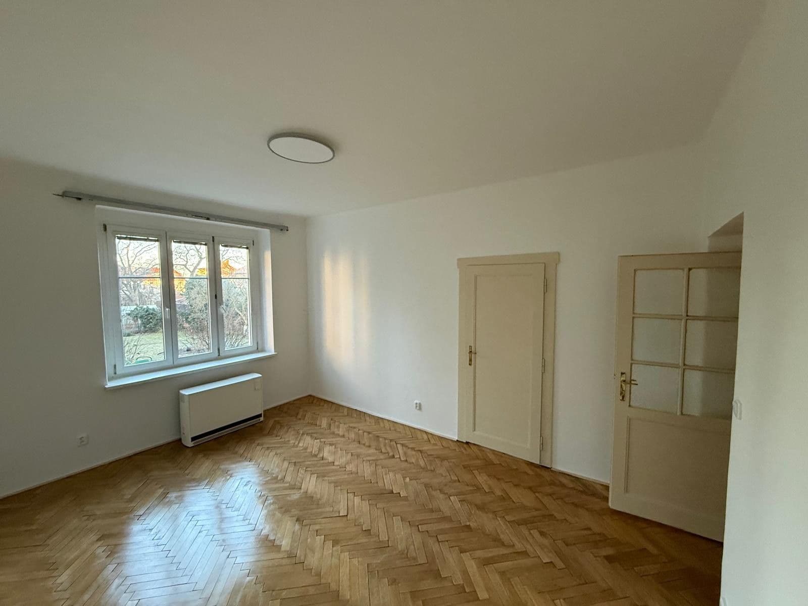 Prenájom bytu 2-izbový 73 m², Polní, Praha, Praha Prenájom bytu 2-izbový 73 m², Polní, Praha, Praha
