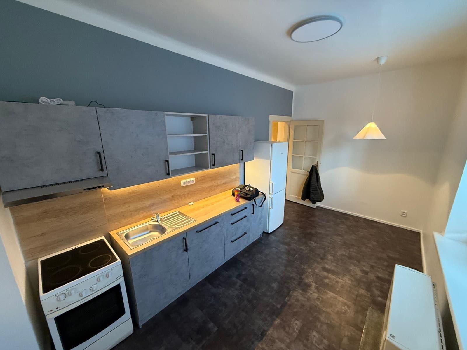 Prenájom bytu 2-izbový 73 m², Polní, Praha, Praha Prenájom bytu 2-izbový 73 m², Polní, Praha, Praha