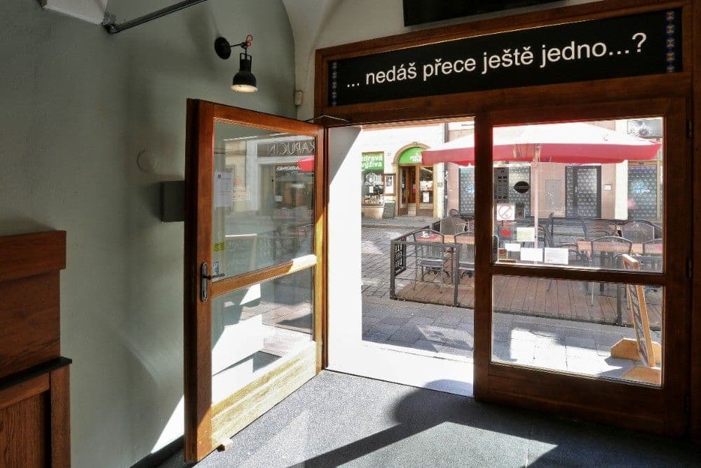 Prenájom nebytového priestoru 320 m², Riegrova, Olomouc, Olomoucký kraj Prenájom nebytového priestoru 320 m², Riegrova, Olomouc, Olomoucký kraj