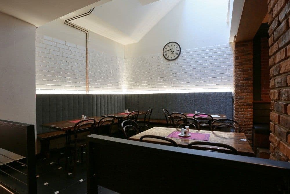 Prenájom nebytového priestoru 320 m², Riegrova, Olomouc, Olomoucký kraj Prenájom nebytového priestoru 320 m², Riegrova, Olomouc, Olomoucký kraj