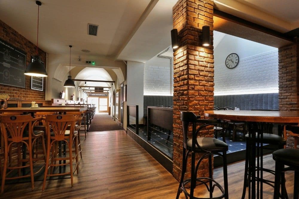 Prenájom nebytového priestoru 320 m², Riegrova, Olomouc, Olomoucký kraj Prenájom nebytového priestoru 320 m², Riegrova, Olomouc, Olomoucký kraj