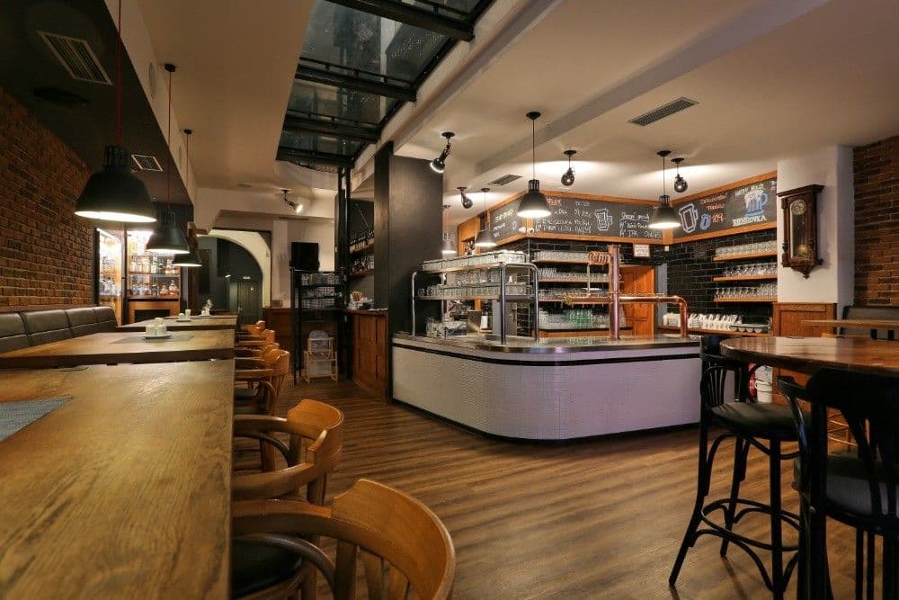 Prenájom nebytového priestoru 320 m², Riegrova, Olomouc, Olomoucký kraj Prenájom nebytového priestoru 320 m², Riegrova, Olomouc, Olomoucký kraj