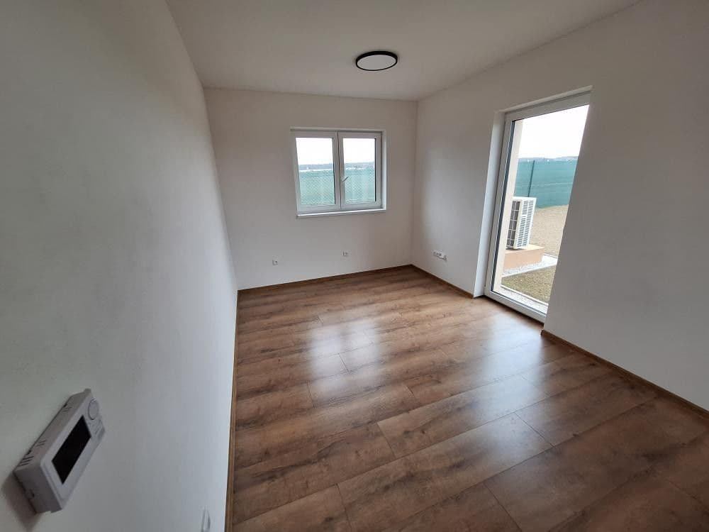 Prenájom bytu 2-izbový 50 m², Za Humny, Chyňava, Středočeský kraj Prenájom bytu 2-izbový 50 m², Za Humny, Chyňava, Středočeský kraj