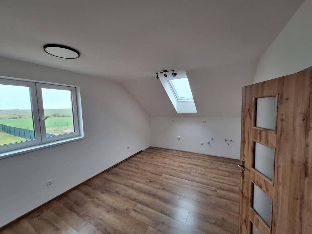 Prenájom bytu 2-izbový 50 m², Za Humny, Chyňava, Středočeský kraj Prenájom bytu 2-izbový 50 m², Za Humny, Chyňava, Středočeský kraj