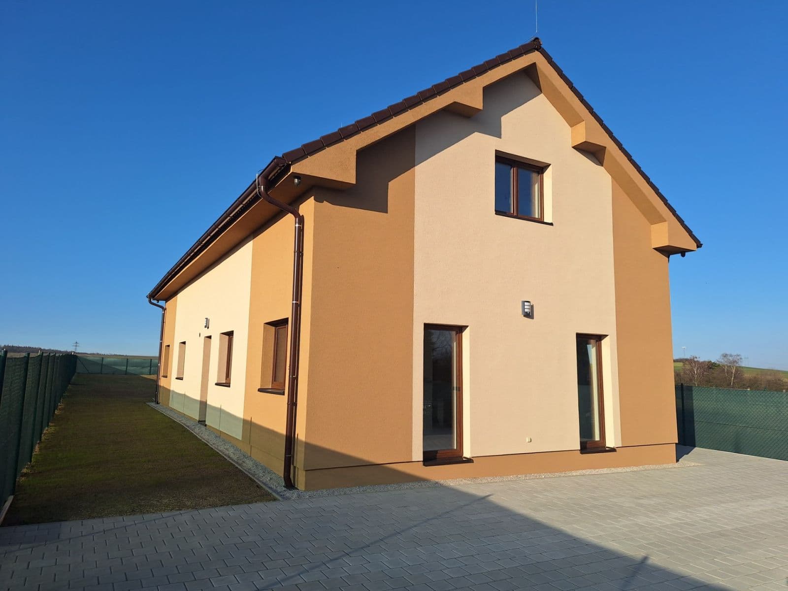 Prenájom bytu 2-izbový 50 m², Za Humny, Chyňava, Středočeský kraj Prenájom bytu 2-izbový 50 m², Za Humny, Chyňava, Středočeský kraj