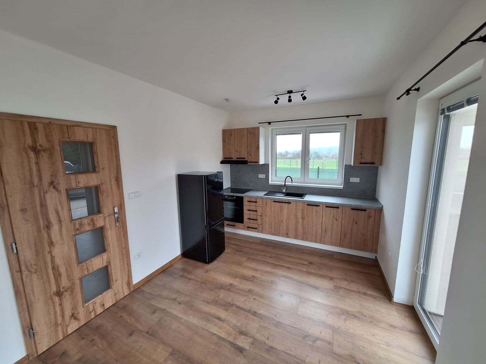 Prenájom bytu 2-izbový 50 m², Za Humny, Chyňava, Středočeský kraj Prenájom bytu 2-izbový 50 m², Za Humny, Chyňava, Středočeský kraj