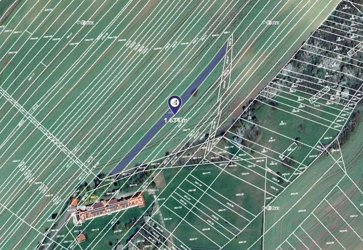 Predaj pozemku 43.527 m², Dobročkovice, Jihomoravský kraj Predaj pozemku 43.527 m², Dobročkovice, Jihomoravský kraj