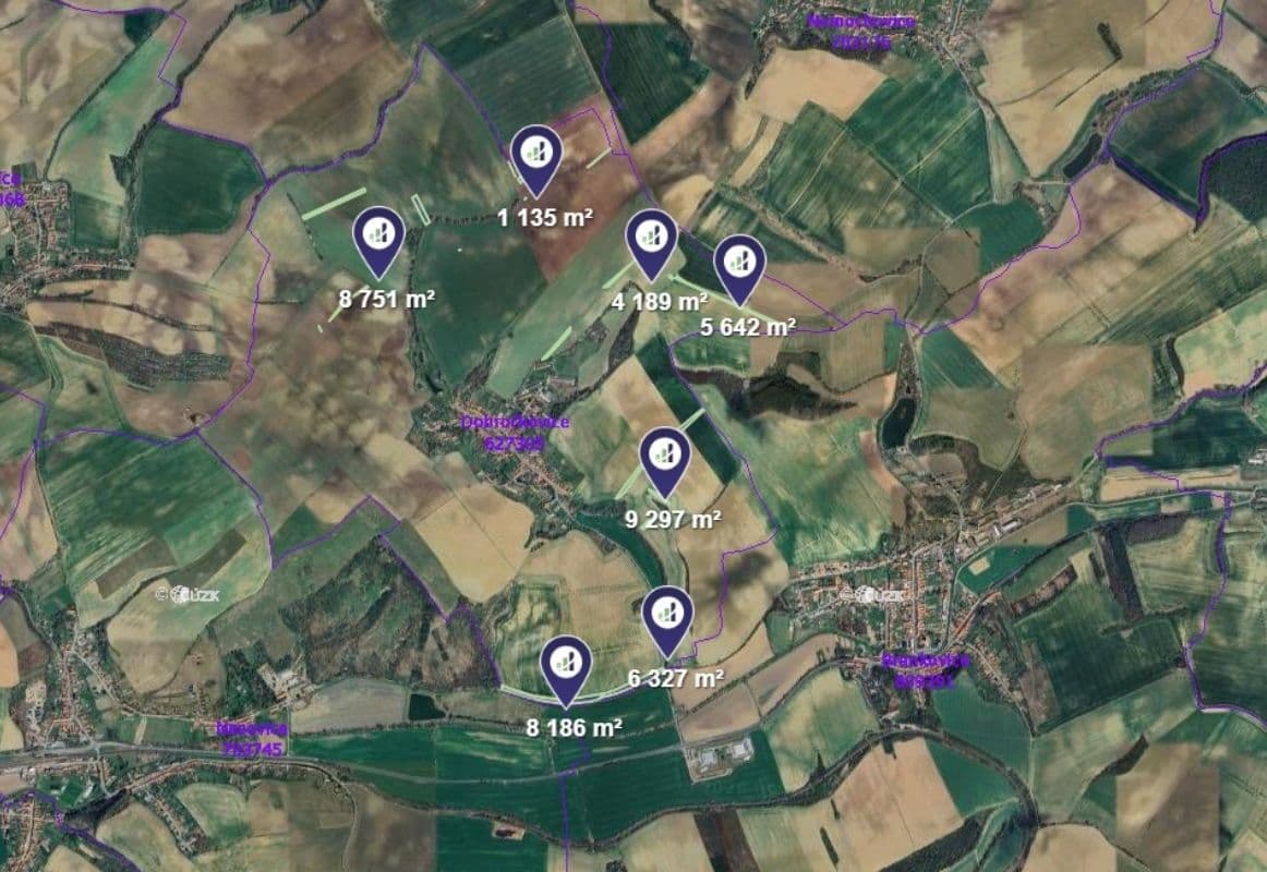 Predaj pozemku 43.527 m², Dobročkovice, Jihomoravský kraj Predaj pozemku 43.527 m², Dobročkovice, Jihomoravský kraj