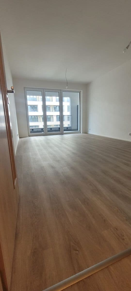 Prenájom bytu 2-izbový 56 m², Poděbradská, Praha, Praha Prenájom bytu 2-izbový 56 m², Poděbradská, Praha, Praha