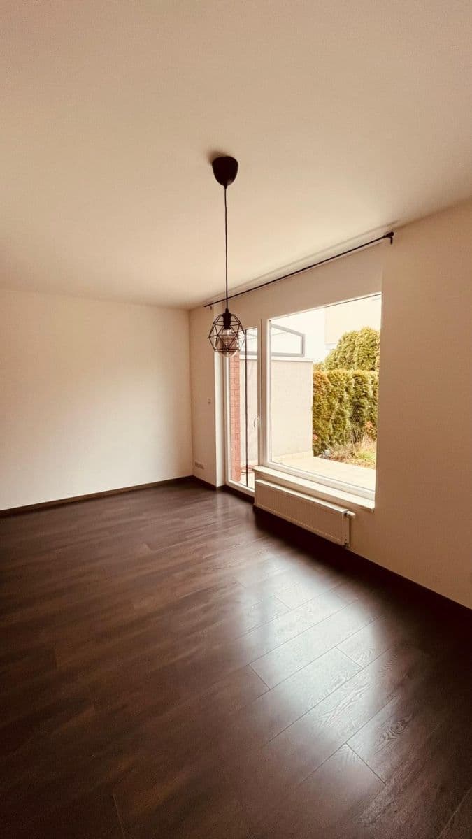 Prenájom bytu 1-izbový 36 m², Mrkosova, Praha, Praha Prenájom bytu 1-izbový 36 m², Mrkosova, Praha, Praha