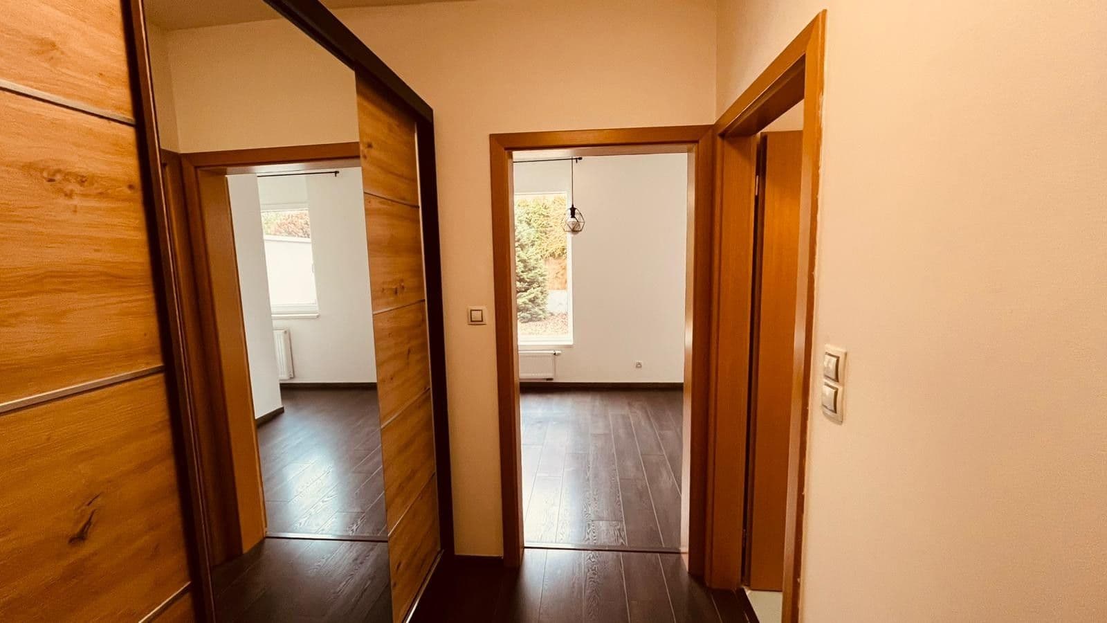 Prenájom bytu 1-izbový 36 m², Mrkosova, Praha, Praha Prenájom bytu 1-izbový 36 m², Mrkosova, Praha, Praha