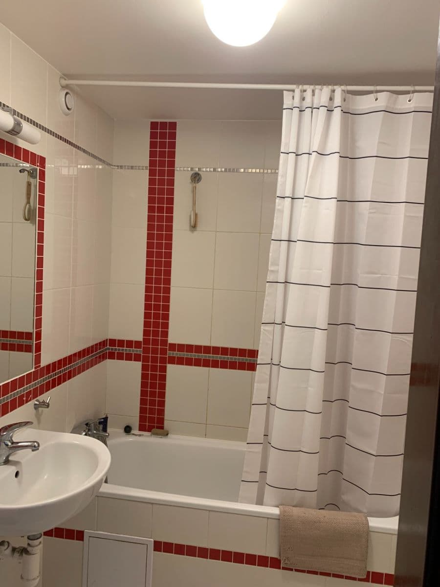 Prenájom bytu 3-izbový 68 m², Lupáčova, Praha, Praha Prenájom bytu 3-izbový 68 m², Lupáčova, Praha, Praha