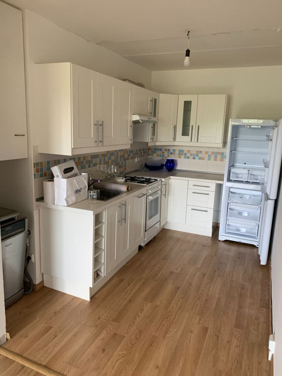 Prenájom bytu 3-izbový 68 m², Lupáčova, Praha, Praha Prenájom bytu 3-izbový 68 m², Lupáčova, Praha, Praha